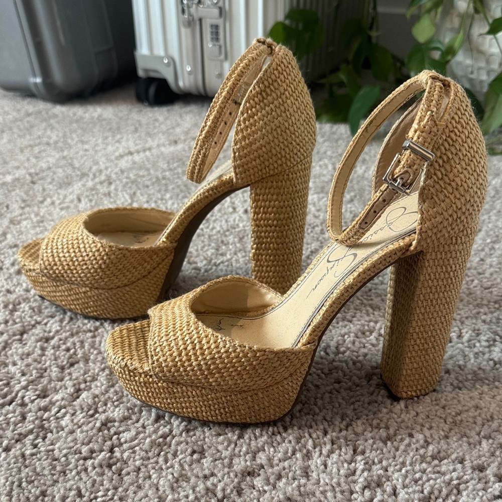 Jessica Simpson Tan Platform Heels Raffia Size 6 1/2
